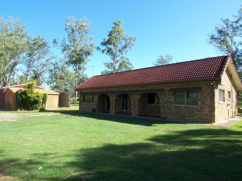 646 Karrabin Rosewood Rd, Walloon QLD 4306