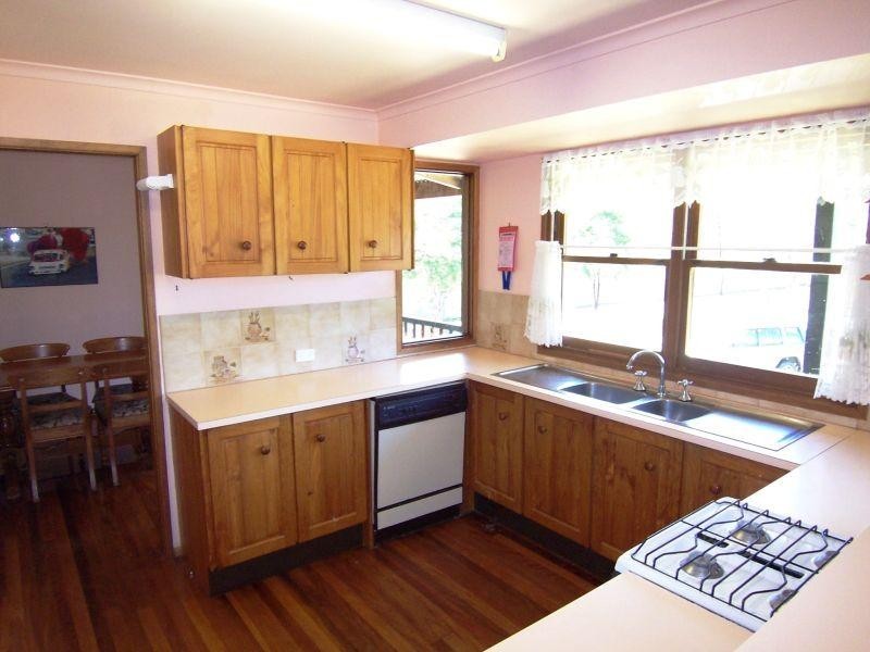 141 Adelong Ave, Thagoona QLD 4306