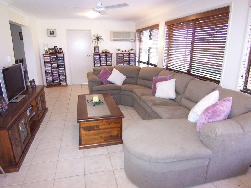 10 Linnings Rd, Haigslea QLD 4306