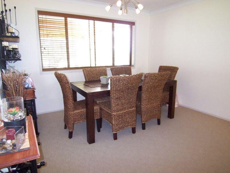 10 Linnings Rd, Haigslea QLD 4306