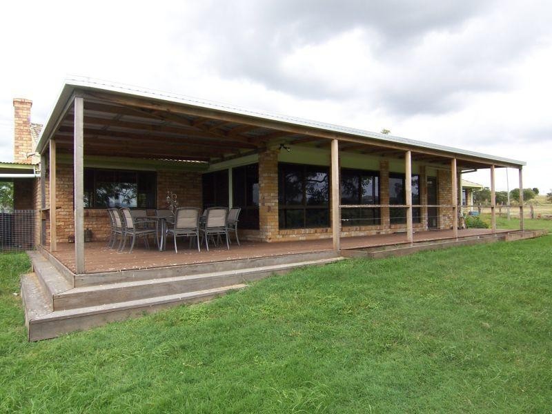 10 Linnings Rd, Haigslea QLD 4306