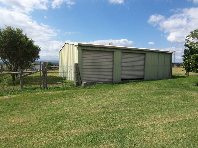 10 Linnings Rd, Haigslea QLD 4306