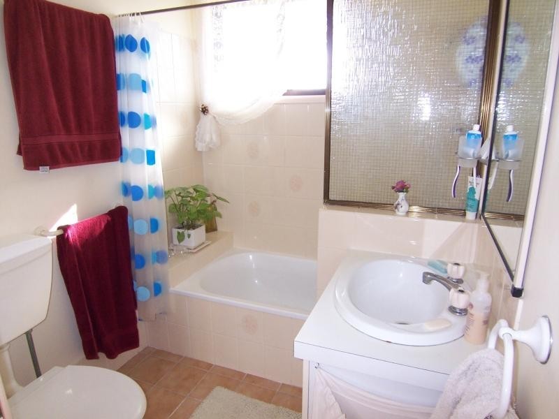 10 School Road, Grandchester QLD 4340