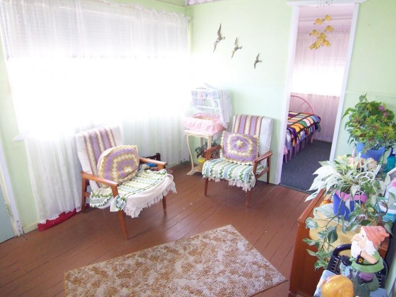 6 Walloon Road, Rosewood QLD 4340