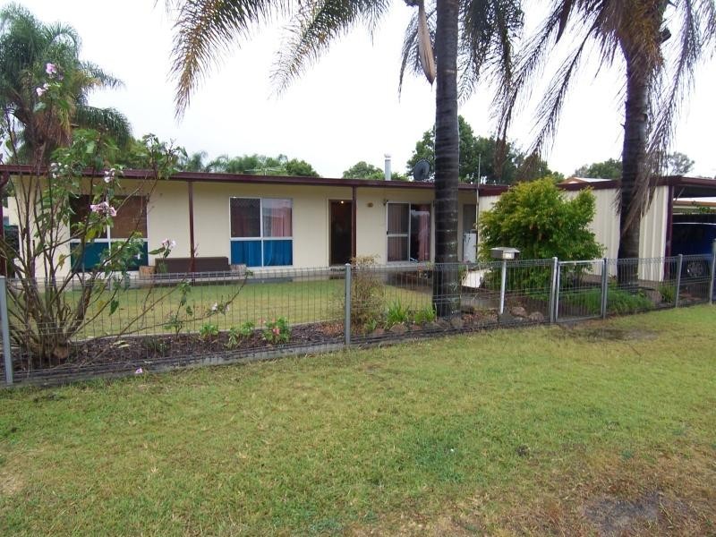 27 Bell Street, Walloon QLD 4306