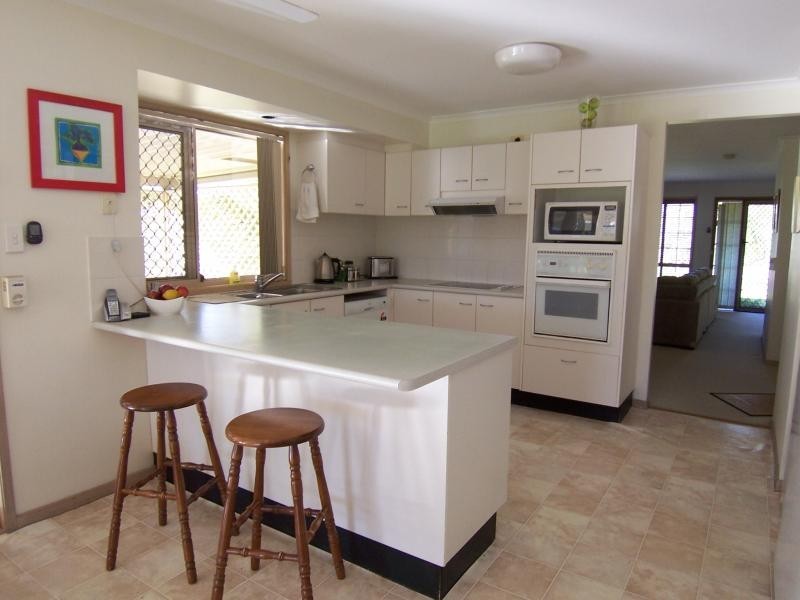 46 Flame Tree Court, Walloon QLD 4306