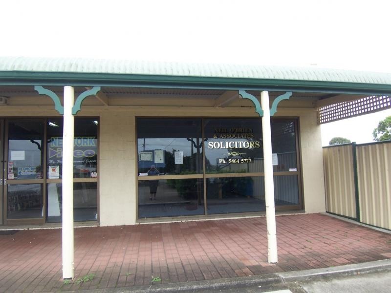 1/11 Queen St, Walloon QLD 4306