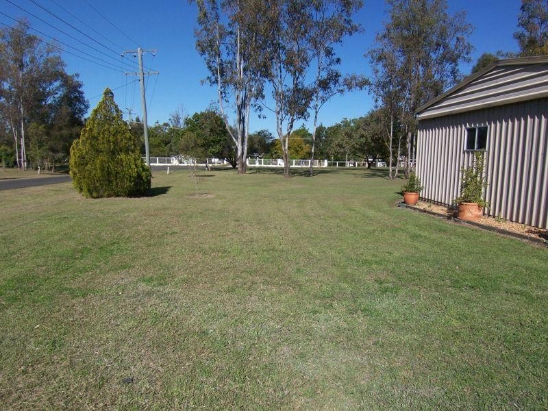 41 Amaroo Road, Thagoona QLD 4306