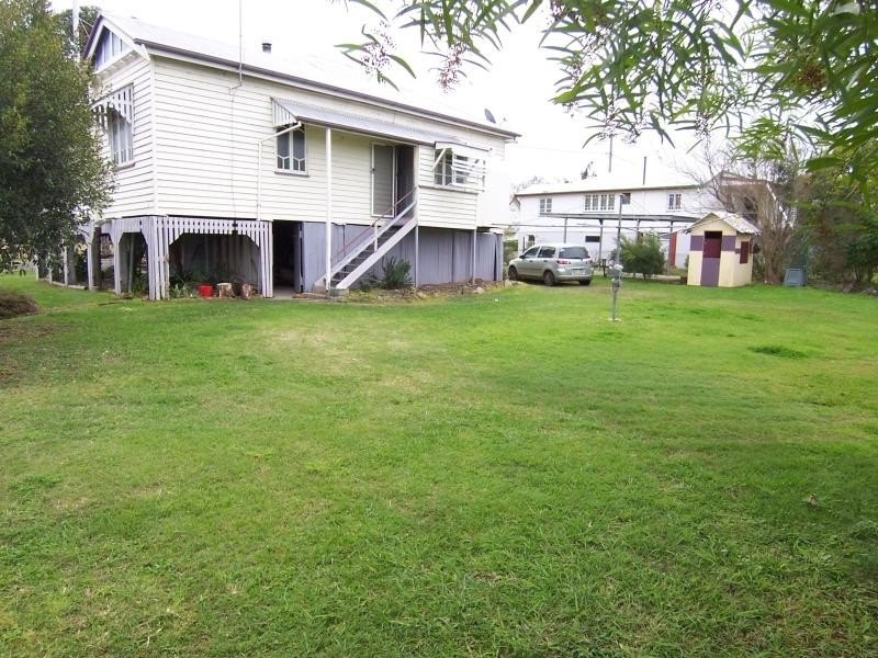 23 Albert Street, Rosewood QLD 4340