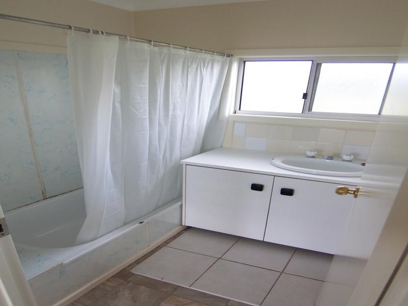 53 Gipps St, Calvert QLD 4340