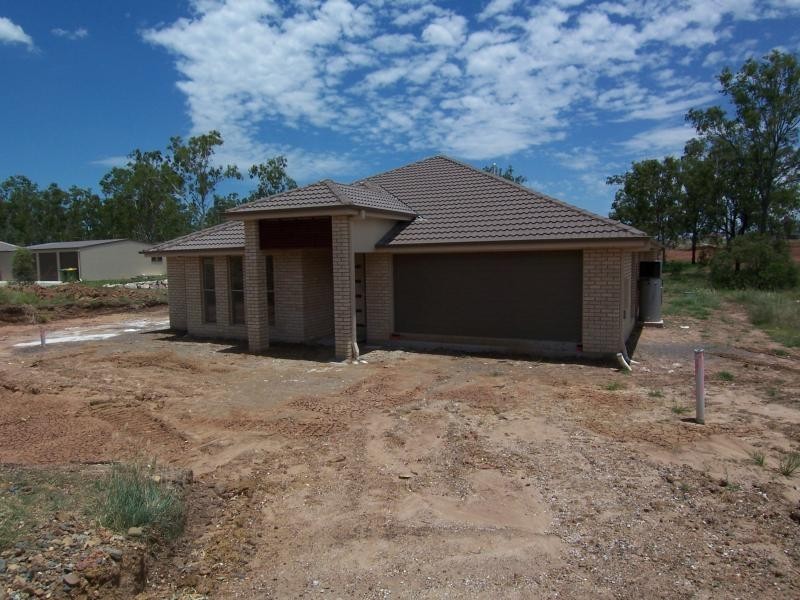 21 Warren Court, Willowbank QLD 4306
