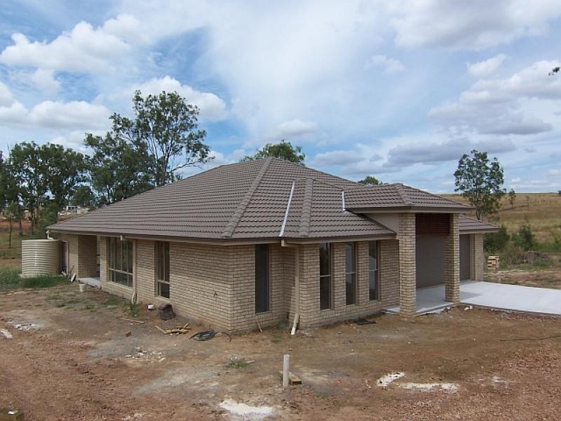 21 Warren Court, Willowbank QLD 4306