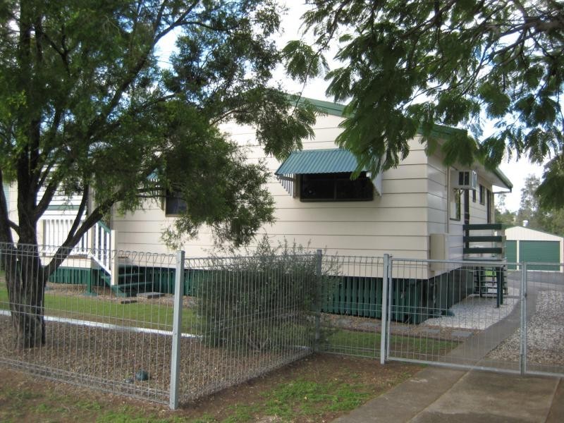 77 John St, Rosewood QLD 4340