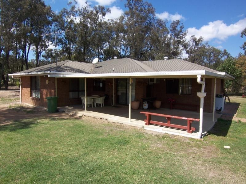 13 Boronia Court, Hatton Vale QLD 4341