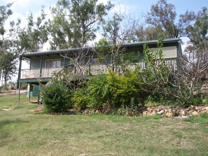 60 Cricket Rd, Regency Downs QLD 4341