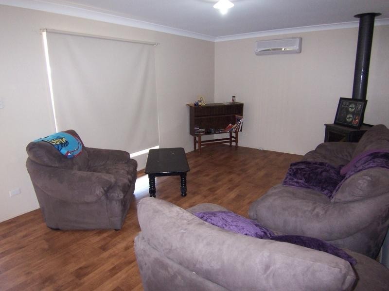 60 Cricket Rd, Regency Downs QLD 4341