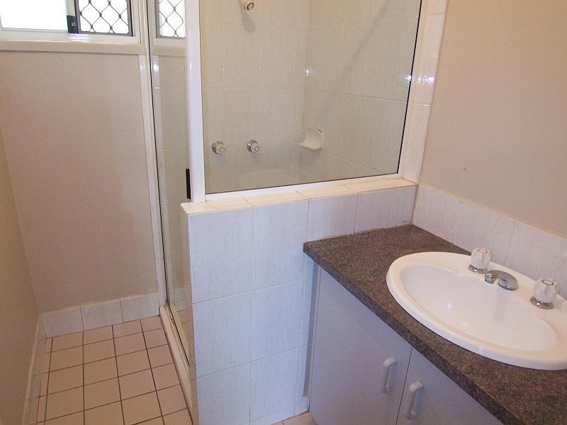 60 Cricket Rd, Regency Downs QLD 4341