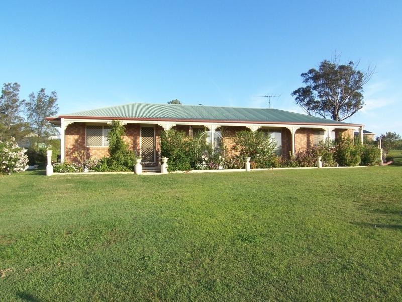 90 Rose Ave, Minden QLD 4311