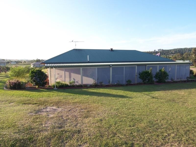 90 Rose Ave, Minden QLD 4311