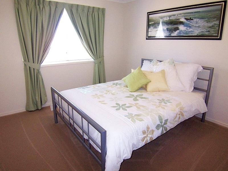 12 Glencoe Place, Thagoona QLD 4306