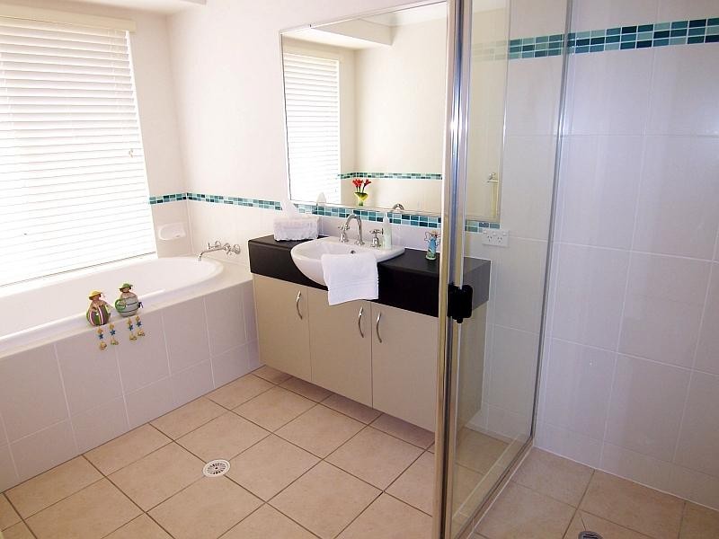 12 Glencoe Place, Thagoona QLD 4306