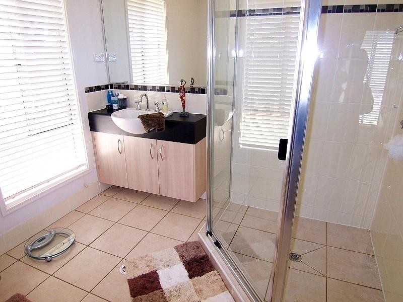 12 Glencoe Place, Thagoona QLD 4306