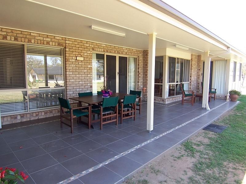 12 Glencoe Place, Thagoona QLD 4306