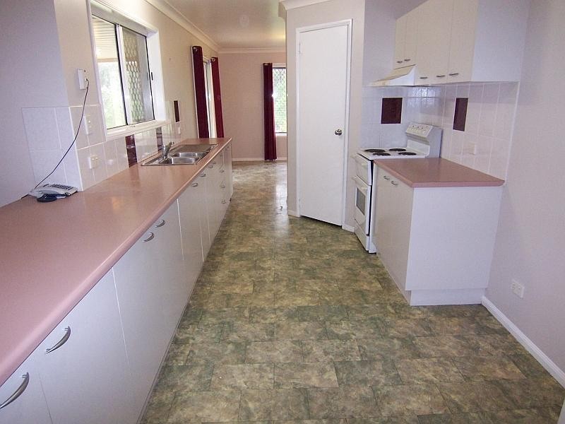 128 Harwoods Rd, Walloon QLD 4306