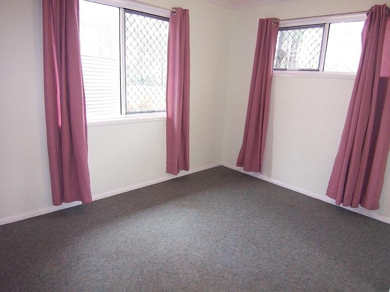 128 Harwoods Rd, Walloon QLD 4306