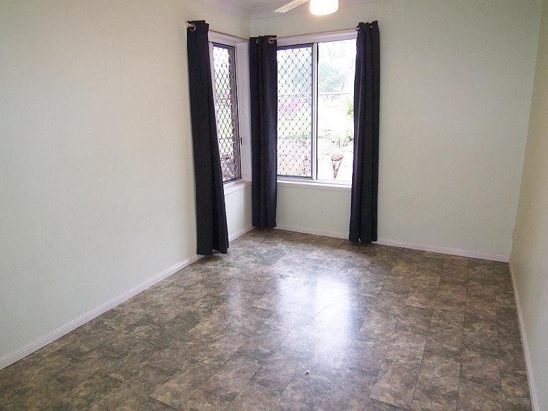 128 Harwoods Rd, Walloon QLD 4306
