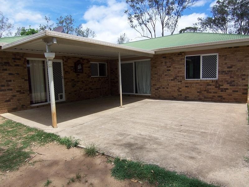 128 Harwoods Rd, Walloon QLD 4306