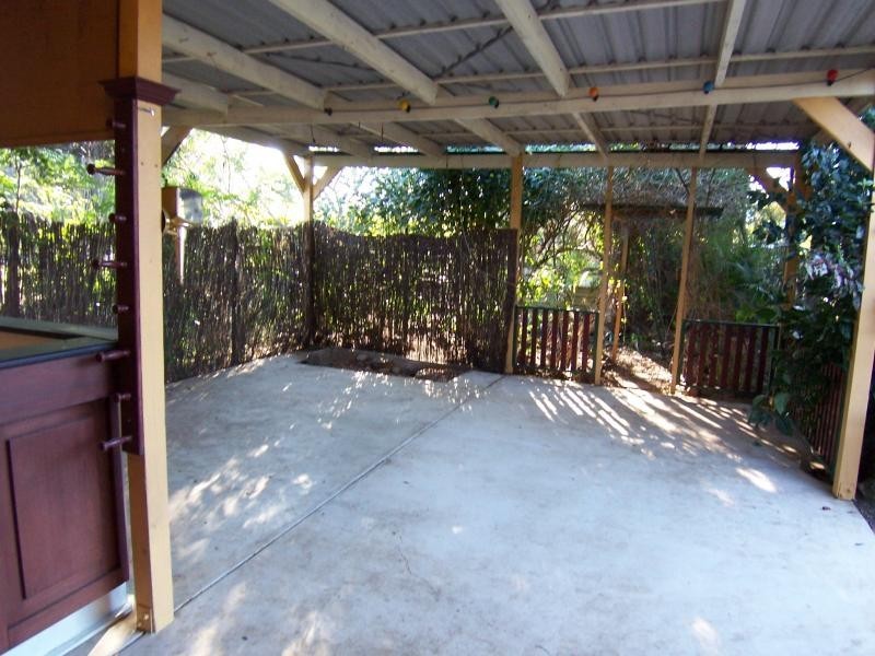 22 Adelong Ave, Thagoona QLD 4306