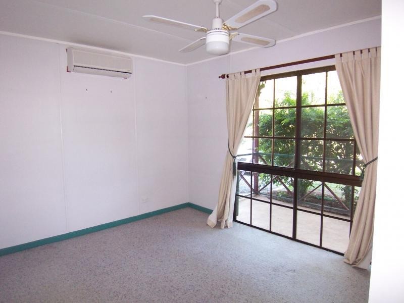 22 Adelong Ave, Thagoona QLD 4306