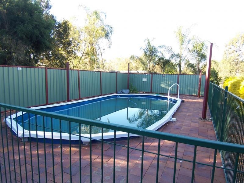 22 Adelong Ave, Thagoona QLD 4306