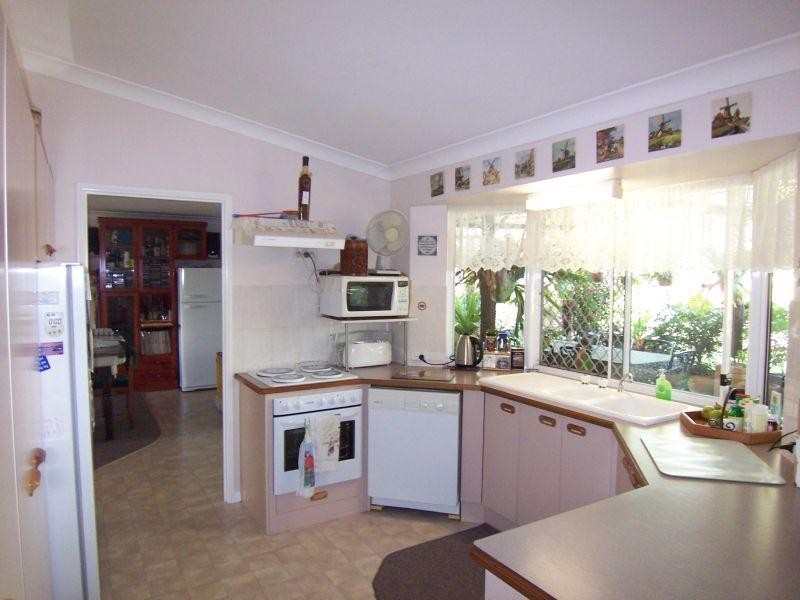 9 Hewett Drive, Regency Downs QLD 4341