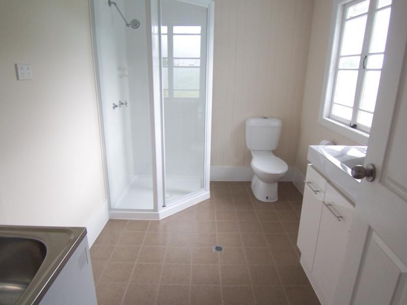 2 Belmont Street, Rosewood QLD 4340