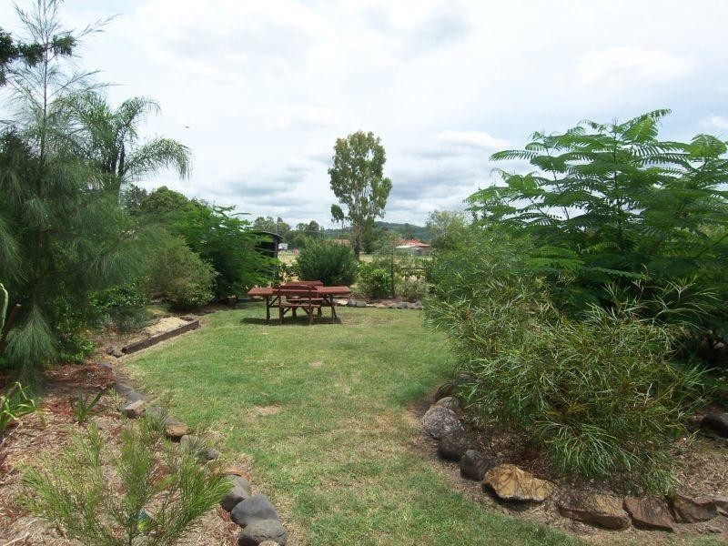 13 Madden Lane, Rosewood QLD 4340