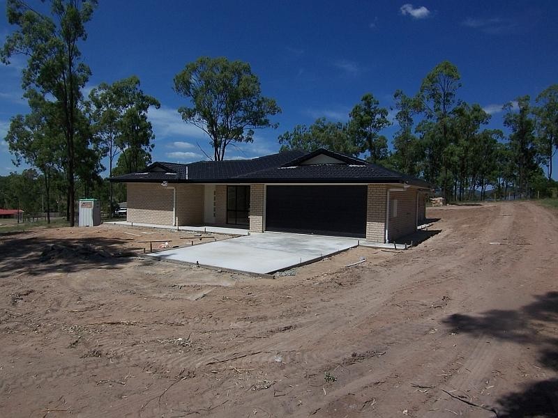 9 Thompson Ct, Kensington Grove QLD 4341