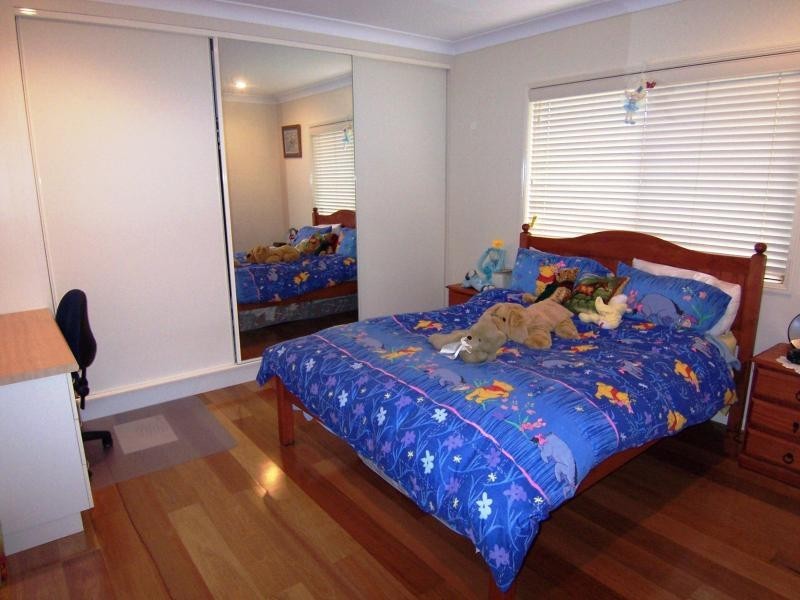 12 Lipizzaner Place, Pine Mountain QLD 4306