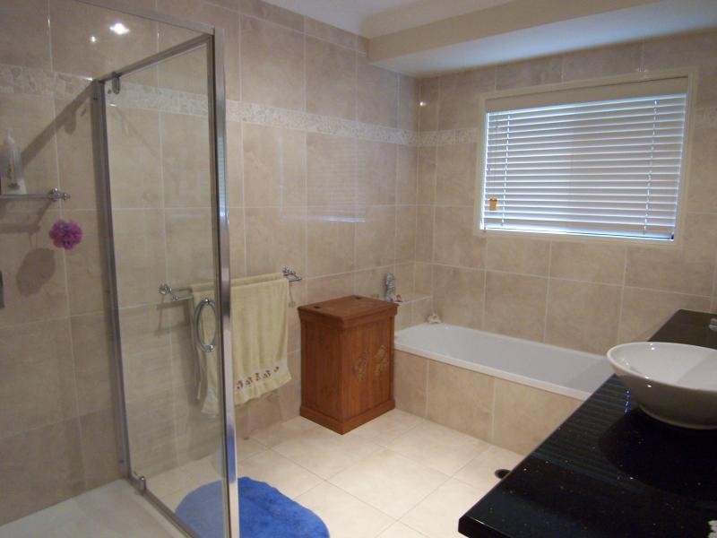 12 Lipizzaner Place, Pine Mountain QLD 4306