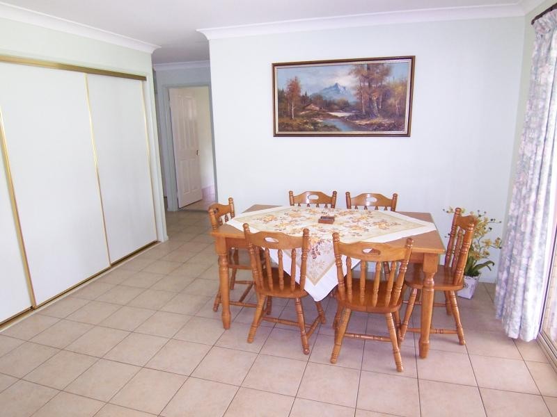 35 Elm Rd, Walloon QLD 4306