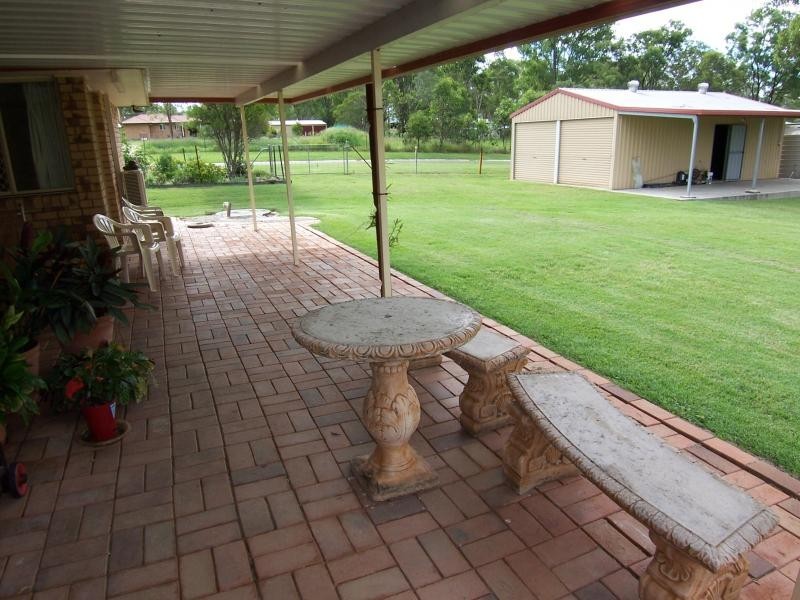 35 Elm Rd, Walloon QLD 4306