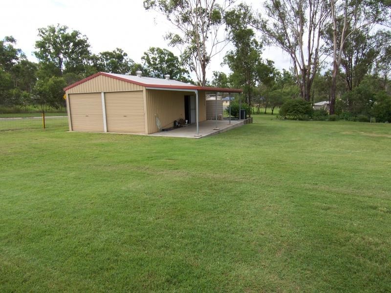 35 Elm Rd, Walloon QLD 4306