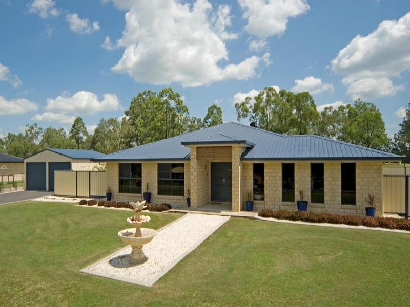 1 Glencoe Place, Thagoona QLD 4306