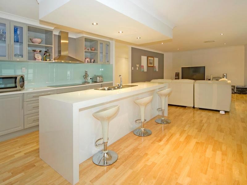 1 Glencoe Place, Thagoona QLD 4306