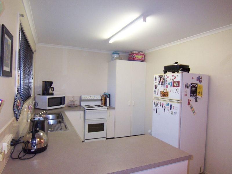 1/6 Cardew, East Ipswich QLD 4305