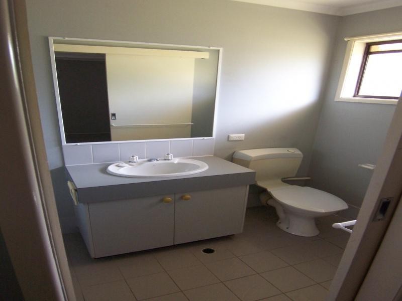 19 Farrell Drive, Walloon QLD 4306