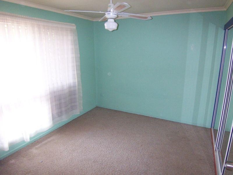 9 Bell Street, Walloon QLD 4306