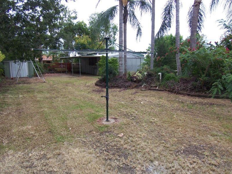 9 Bell Street, Walloon QLD 4306