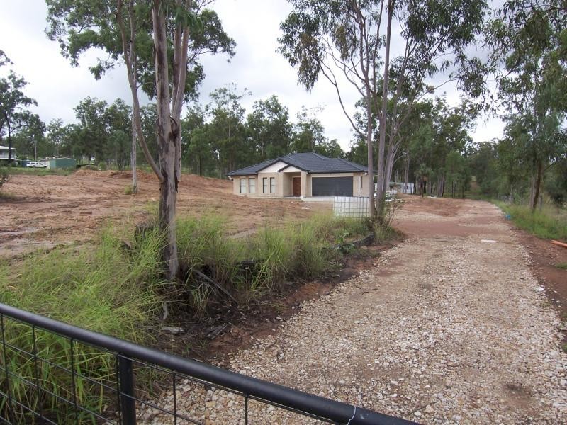 34 Edwards Rd, Gatton QLD 4343